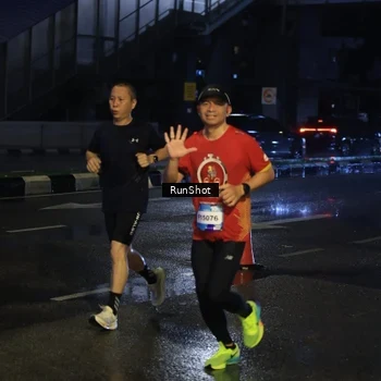 Runner Photo 7887408