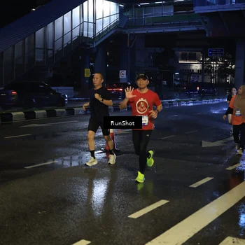 Runner Photo 7887413