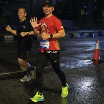 Runner Photo 7887431