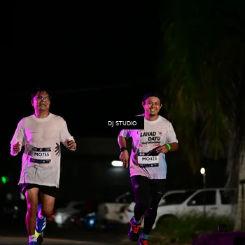 Runner Photo 7887449