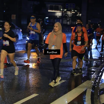 Runner Photo 7887474