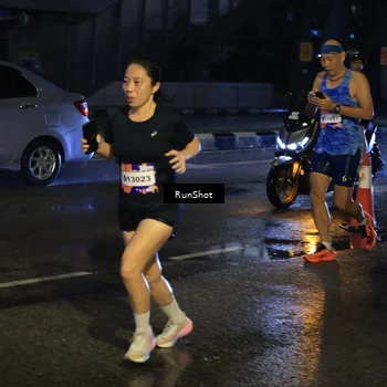 Runner Photo 7887499
