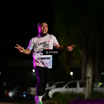 Runner Photo 7887542