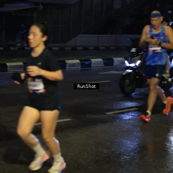 Runner Photo 7887559