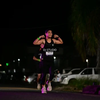 Runner Photo 7887573