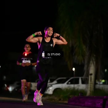 Runner Photo 7887590