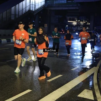 Runner Photo 7887636
