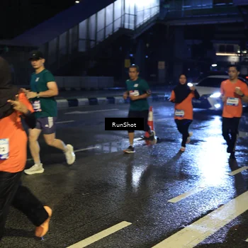 Runner Photo 7887659