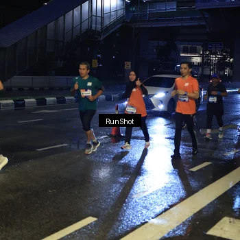Runner Photo 7887672