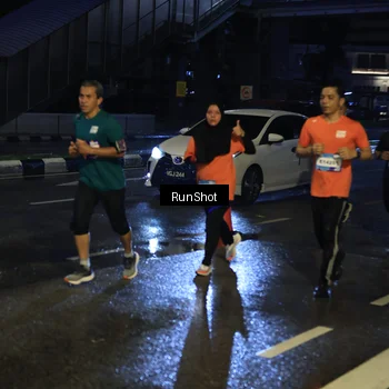 Runner Photo 7887676
