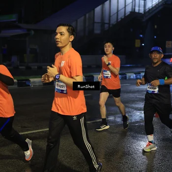 Runner Photo 7887722