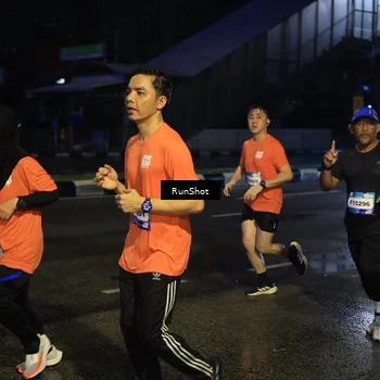 Runner Photo 7887724