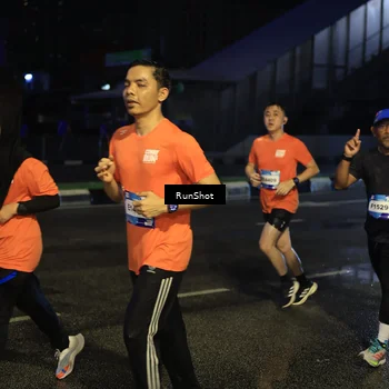 Runner Photo 7887733