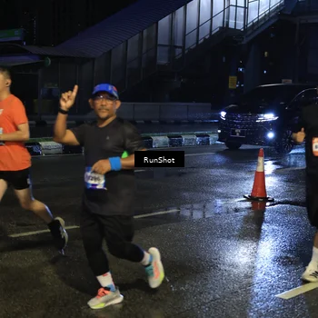 Runner Photo 7887739
