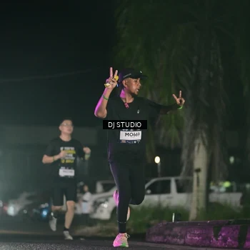 Runner Photo 7887745