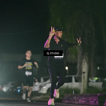 Runner Photo 7887754
