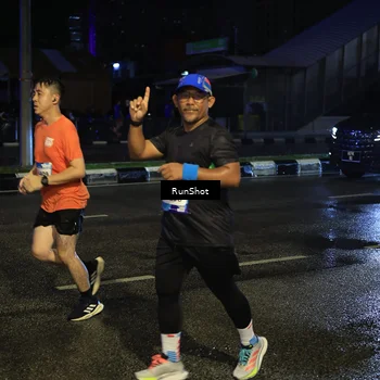 Runner Photo 7887762