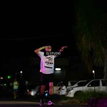 Runner Photo 7887769