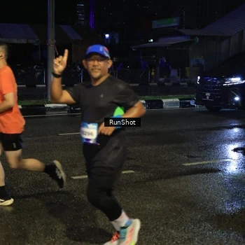 Runner Photo 7887775