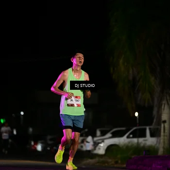 Runner Photo 7887800