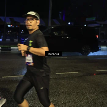 Runner Photo 7887804