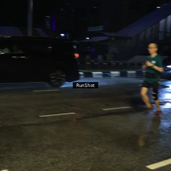 Runner Photo 7887807