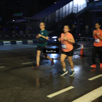 Runner Photo 7887810
