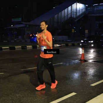 Runner Photo 7887850