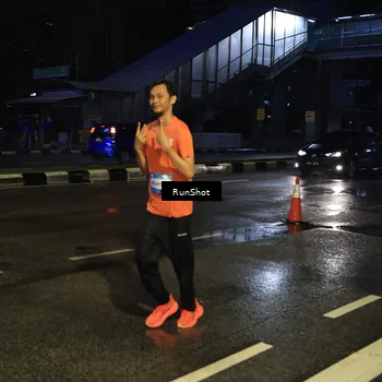 Runner Photo 7887856