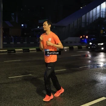 Runner Photo 7887858