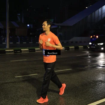 Runner Photo 7887860