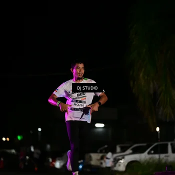Runner Photo 7887863