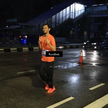 Runner Photo 7887864