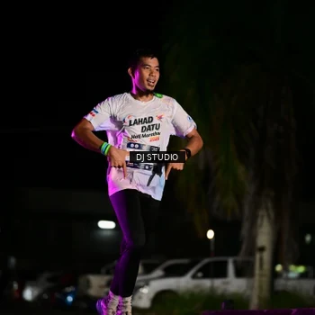 Runner Photo 7887868