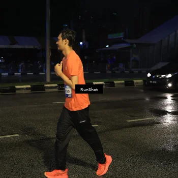 Runner Photo 7887875