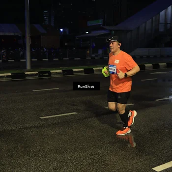 Runner Photo 7887894