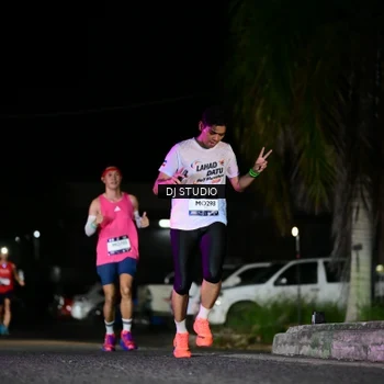Runner Photo 7887901