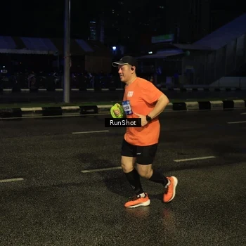 Runner Photo 7887905