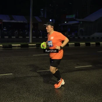 Runner Photo 7887909