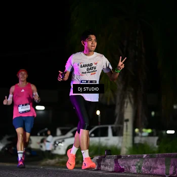 Runner Photo 7887911