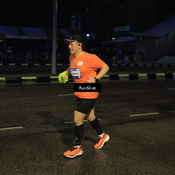 Runner Photo 7887912