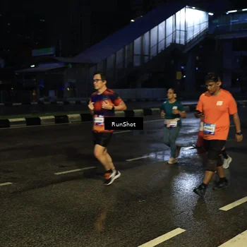 Runner Photo 7887918