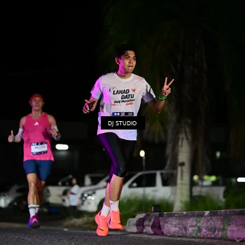 Runner Photo 7887923