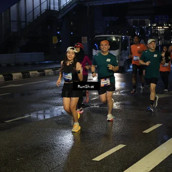 Runner Photo 7887949
