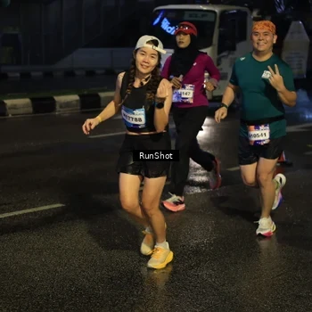 Runner Photo 7887959