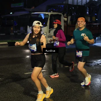 Runner Photo 7887969