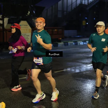 Runner Photo 7887974