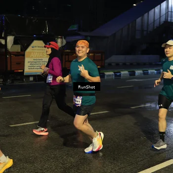 Runner Photo 7887978