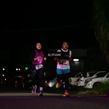 Runner Photo 7887981