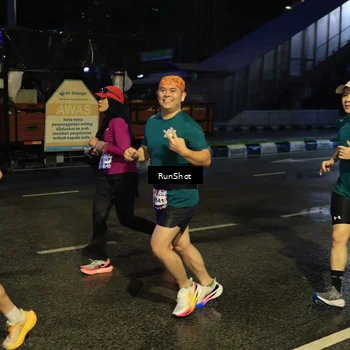 Runner Photo 7887984
